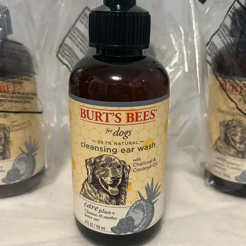 NWT Burt’s Bees Cleansing Ear Wash With Charcoal and Coconut Oil